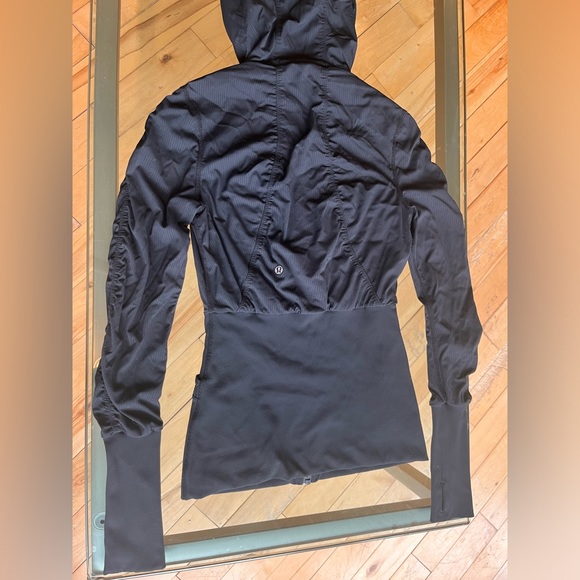 Black Lululemon jacket - Picture 2 of 4